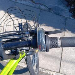 小学生　自転車　24インチ　LEDオートライトの画像