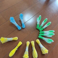 洗濯ばさみ