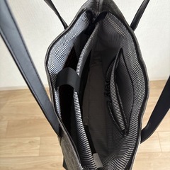 【ほぼ新品】ビジネストートバッグ(大容量)の画像