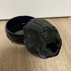 ANNA SUI ルースパウダーのケースの画像