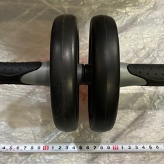 スリムトレーナー