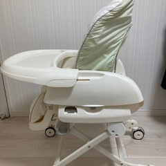 値下げしました。【美品】Combi ハイローチェア！離乳食〜お昼寝までこれ1台♪の画像