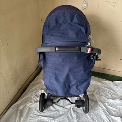 Aprica 三輪ベビーカーの画像