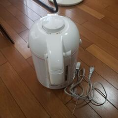 ポット　湯沸し器