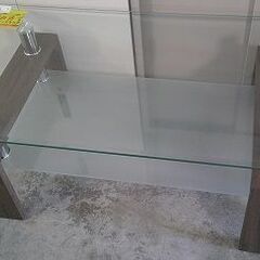ID:20114571　ガラステーブル