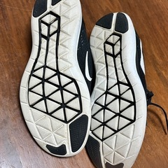 Nike ブラック スニーカー の画像