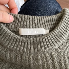 iCBカシミヤ混 ケーブルセーターの画像