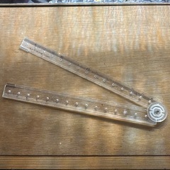 折りたたみ定規の画像