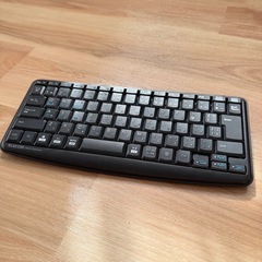 Bluetoothキーボード新品同様★PCにもスマホにも繋げます！