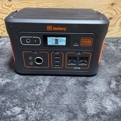 jackery700ポータブルバッテリーとソーラーパネル