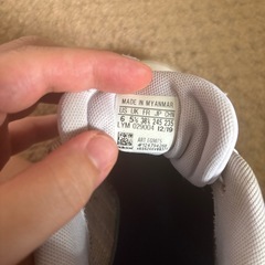 adidas スニーカー ピンク 24.5の画像