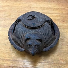 分福茶釜 ぶんぶく たぬき 狸 南部鉄器 灰皿 工芸品 骨董品の画像