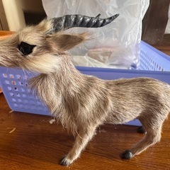 カモシカ？トナカイ？置物