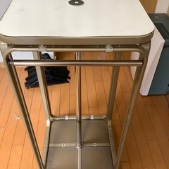 押入れ用回転ハンガーの画像