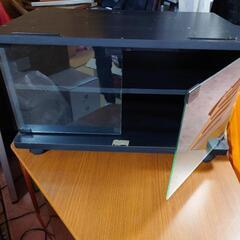お話中 断捨離中 　テレビ台の画像