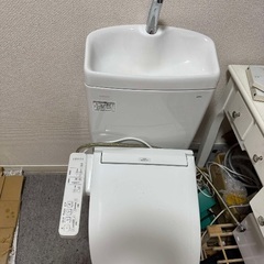 TOTOトイレセットの画像
