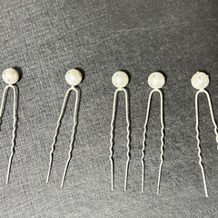 髪飾り
の画像