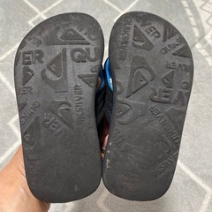 クイックシルバー　ピーチサンダル　１４センチから１６センチの画像