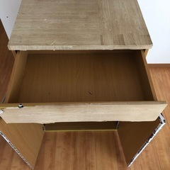 収納棚の画像
