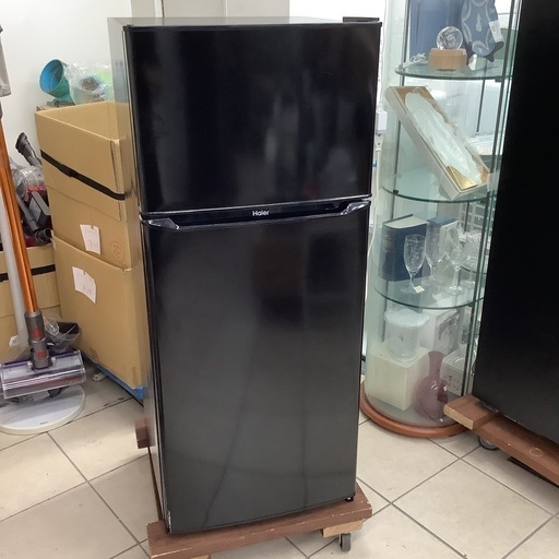 Haier  ハイアール　冷蔵庫　JR-N130C  2022年製  130L
