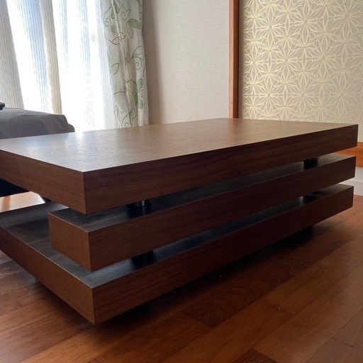 取引中/ローテーブル