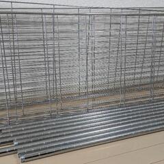 【譲ります】大きめスチールラック 幅120cm、奥行き45cm、高さ170cmの画像