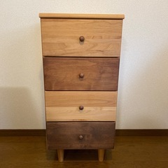 【美品】ベルメゾン　アルダー材のスリムチェストの画像