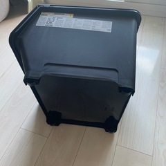 衣装ケースの画像