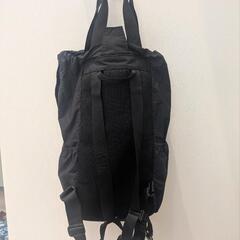 UNIQLO U 2024 ドローストリングバックパックの画像