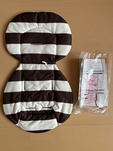 コンビ 電動ゆらゆら テーブル、オルゴール音付き