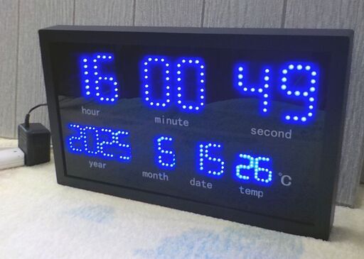 LED時計 掛け時計 ドットデジタル 幅38㎝ 時間・日付・温度表示 壁掛け時計 西岡店