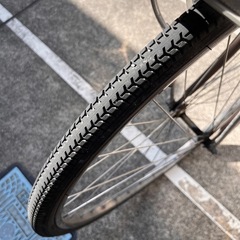 電動自転車　充電器付き　前輪パンクありの画像