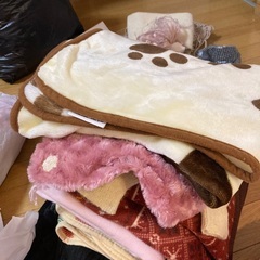 婦人服　小物などたくさんありますの画像