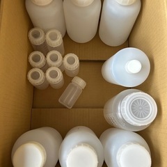 有機溶剤対応 1L容器（ピアテック購入品・目盛り付き）の画像
