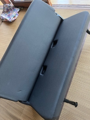 ハイエース後部座席純正シート