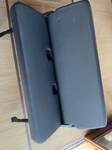 ハイエース後部座席純正シート