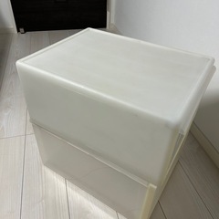 ポリ衣装ケースの画像