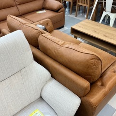 ✨SAKODAで購入✨定価116,500円✨3ヶ月のみ使用の美品✨RELAX FORM/リラックスフォーム✨関家具✨レザーテックス 2Pソファ✨汚れがつきにくい素材です✨の画像