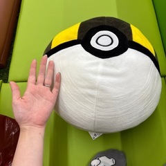 めちゃでかぬいぐるみ　ポケモン　ハイパーボールの画像
