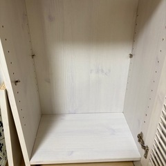 食器棚の画像