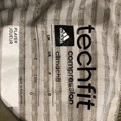 adidas  techfitセット  の画像