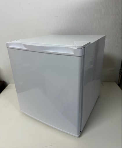 【引取】新品未使用！冷凍庫 小型 32L ★2025年製★