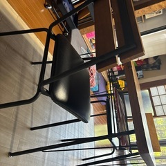 ２人用ダイニングテーブル➕椅子2脚の画像