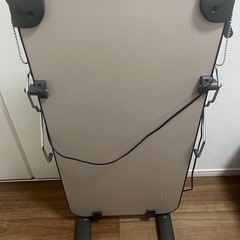 ズボンプレッサー　TOSHIBA