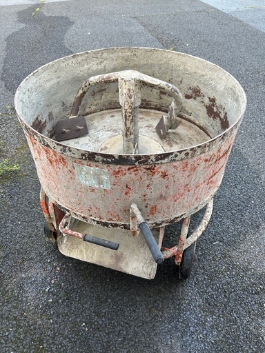 コンクリートミキサー