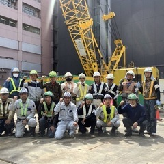 本社にて簡単な事務作業の画像