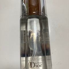 Dior 化粧品ブラシ用クリーナーの画像