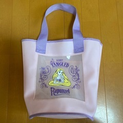 ラプンツェルのプールバック