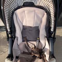 コンビ　ベビーカーの画像