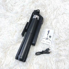 自撮り棒 セルカ棒 スマホ 四脚 リモコン付 360度 8段階伸縮 160cmの画像